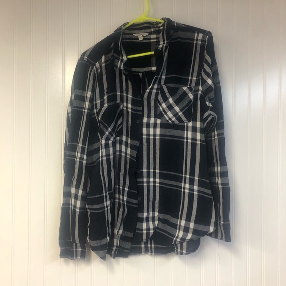 Lucky Brand Women’s Navy and White Plaid Button Down Shirt XL Long Sleeve - Picture 1 of 4